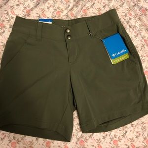 Columbia Arrowhead Trail Shorts size 2 NWT!